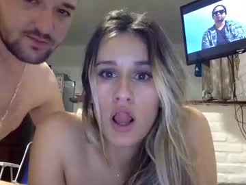 couple Live Naked Cam Girls with seleesweett