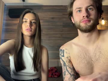 couple Live Naked Cam Girls with milanasugar
