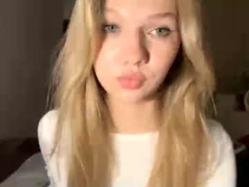 girl Live Naked Cam Girls with sultry_dreamer_4ever