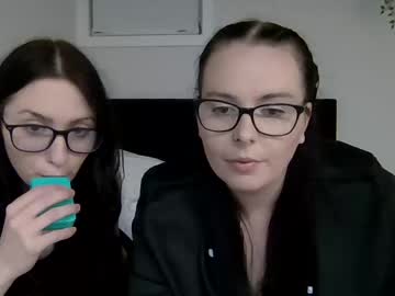 couple Live Naked Cam Girls with amberxorae