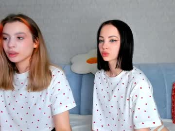 couple Live Naked Cam Girls with misseliss