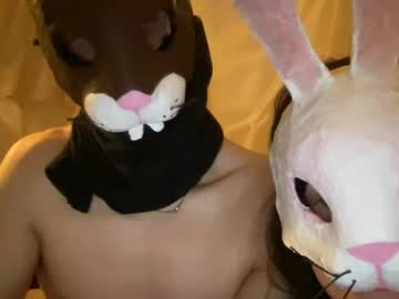 couple Live Naked Cam Girls with easterhunny