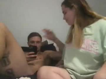 couple Live Naked Cam Girls with fit_freak24