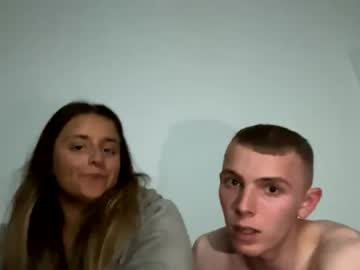 couple Live Naked Cam Girls with trixeyxo