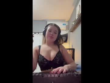 girl Live Naked Cam Girls with eemilyyyy19